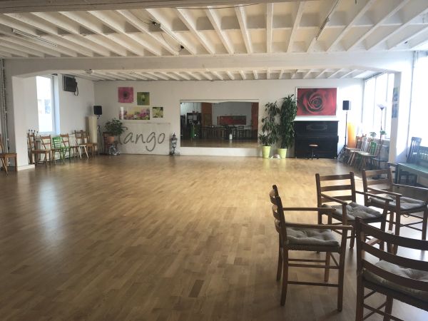 Raum frei im LALOTANGO - Tanzraum in Stuttgart verfügbar